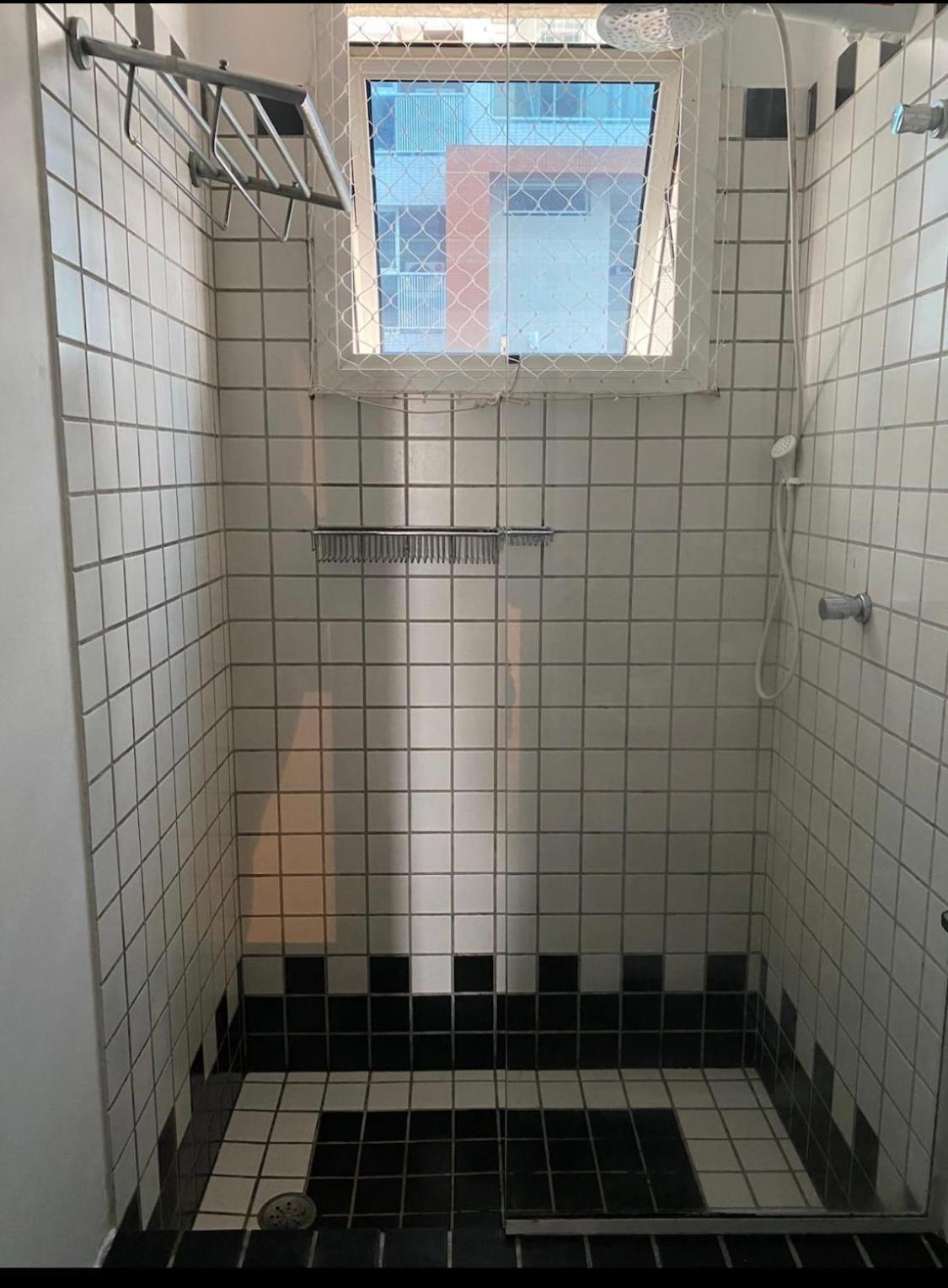 Flat Em Santos No Gonzaga A Tres Quadras Da Praia Ngoại thất bức ảnh